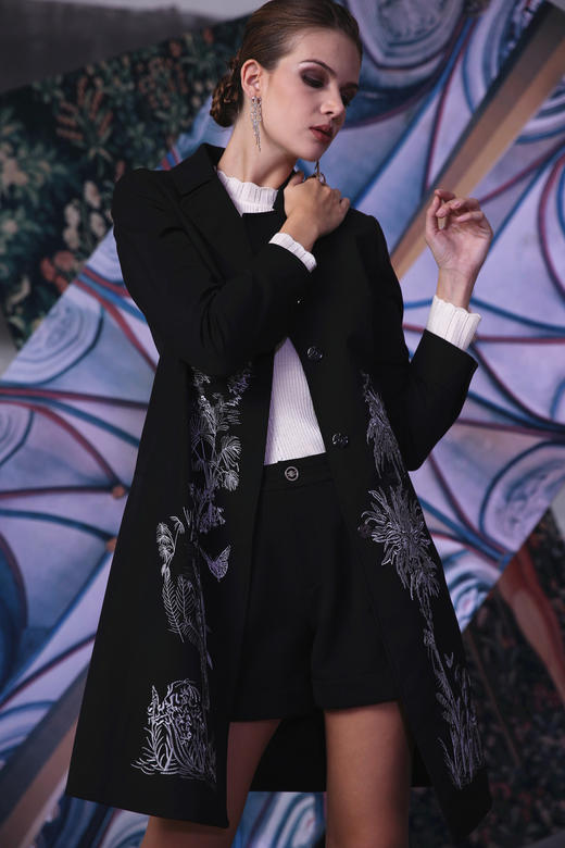 【伯妮斯茵】3D6242--风衣--彩色穹顶的香味--《因汉而生--哥特》 商品图6