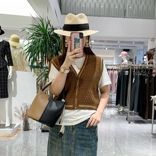 女装23秋冬新品四叶草压花牛仔半裙2235-D638▲ 商品图2