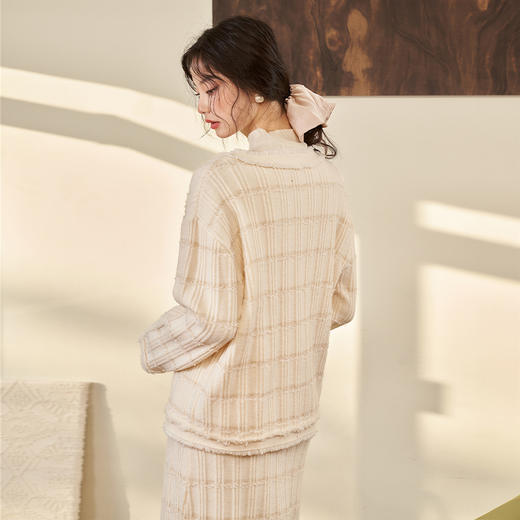 西遇法式小香风毛衣套装女2023秋冬新款直筒半裙针织开衫两件套D2332629/D2332628 商品图4