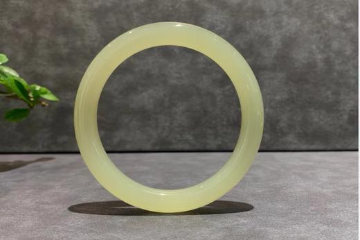 【御珠宫坊】青白玉手镯58mm 商品图1