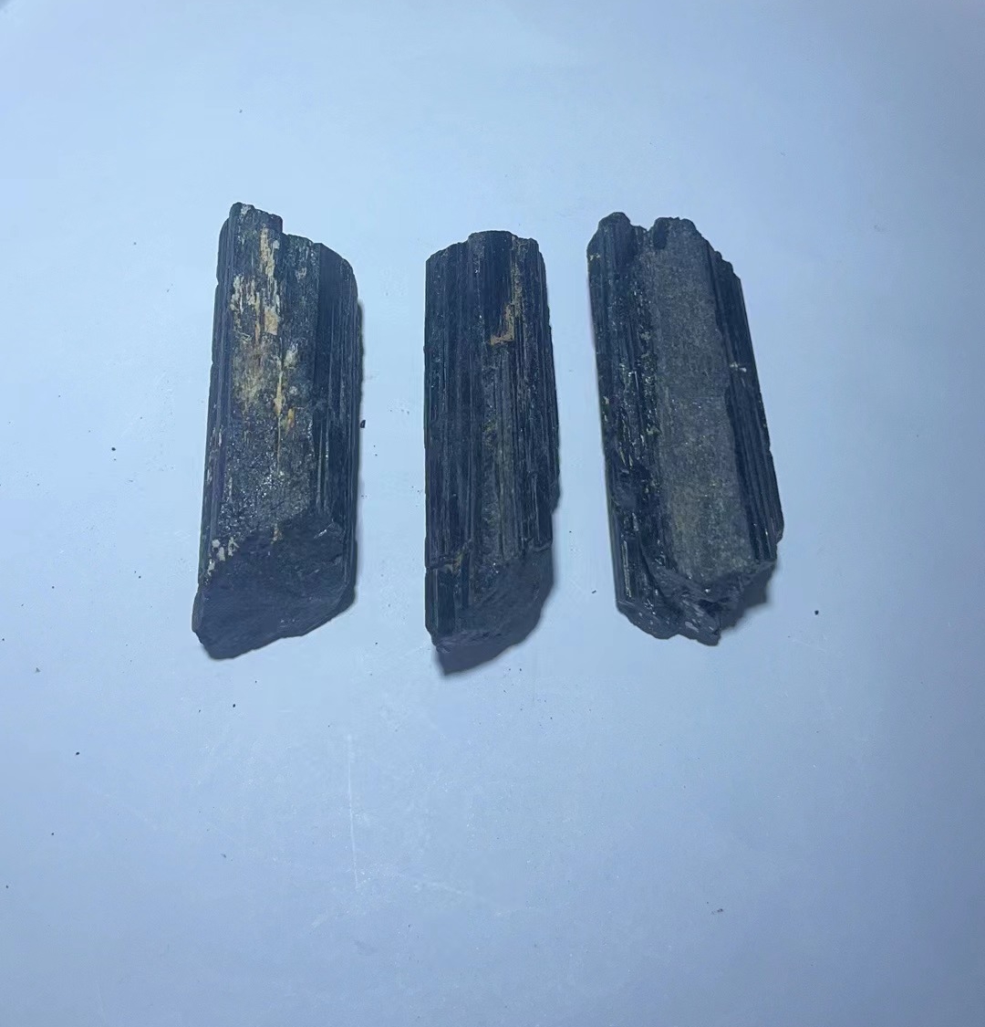 黑色电气石 3颗 黑碧玺原矿 把玩手把件家居装饰摆件