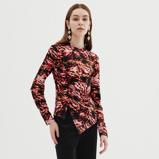 EITIE爱特爱冬季新款修身显瘦百搭印花小上衣7213902 商品图3