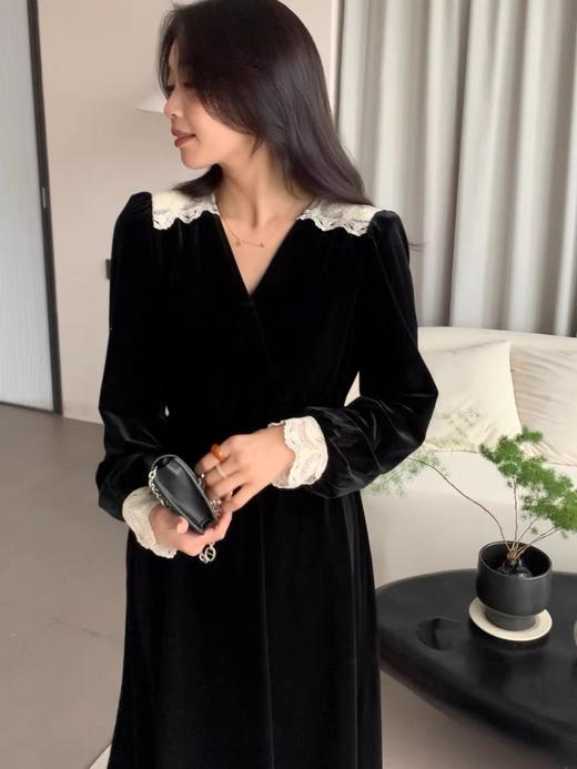 高级感复古丝绒连衣裙 圆领蕾丝拼接气质女 商品图1