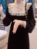 高级感复古丝绒连衣裙 圆领蕾丝拼接气质女 商品缩略图4