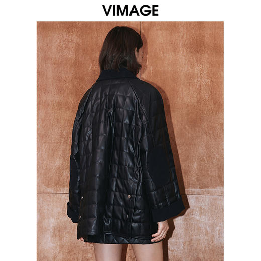 VIMAGE纬漫纪冬季新款时尚显瘦压纹保暖皮羽绒外套女V2010603 商品图4