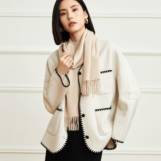 玳莎混色双面呢V领大衣女秋冬新款贝壳绣设计感一手长外套   DD39308 商品图3