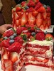 黑巢-黑巢-九九草莓盛宴蛋糕生日蛋糕 商品缩略图1