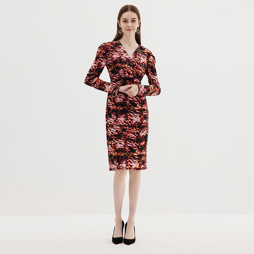 EITIE爱特爱冬季新款印花时尚气质V领显瘦连衣裙7207909 商品图1