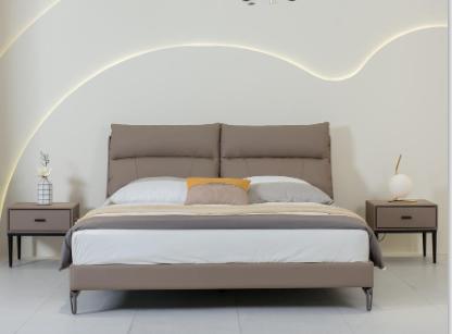 欧瑞驰 床 接触面头层真皮+靠包填充公仔棉+实木框架+静音排骨架+黑金脚[免费送装，偏远地区除外] 商品图0