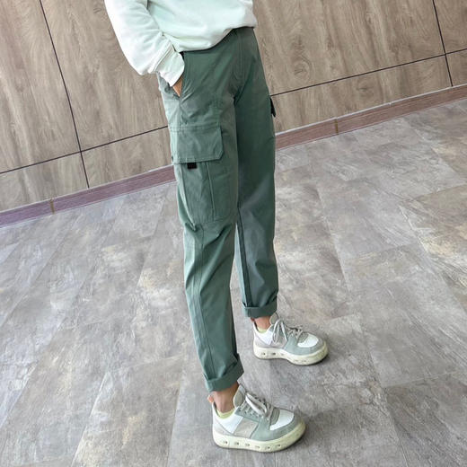 【断码 清仓 凑单】两棵树 工装 梭织 运动男裤 不喜弹力裤的宝宝必收 （女生穿超飒） 商品图2