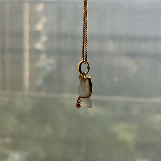 冰种翡翠小狗吊坠18k黄金镶嵌 商品图9