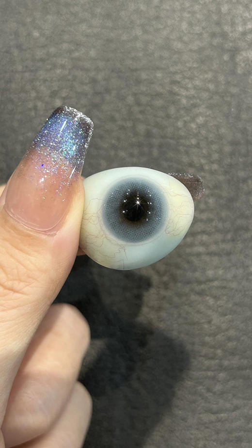 艾吉拉Loveiikira 蓝悠悠 半年抛 两片 14.5mm 参考着色 13.9mm 基弧 8.6 含水 38% 新锐国货 商品图4