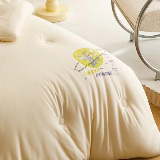 【無印良品·A类康纶航天恒温被】航天黑科技，不插电，自发热。自带抗jun特性，吸湿透气，贴身裸睡没有负担 商品图3