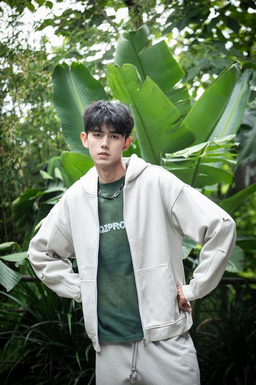 W33606239极简纯色卫衣外套 商品图4