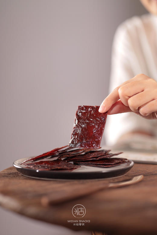 【米惦咔滋脆肉脯】💥像薯片一样酥酥脆脆！ 😋酥酥脆脆的，纯正猪肉香，每一口都是真猪肉，越嚼越香~ 3斤新鲜猪肉才出1斤咔滋脆猪肉脯‼  商品图2