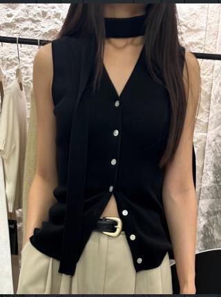 【门店同款】秋季实用主义-挂脖针织上衣 154411734 商品图0