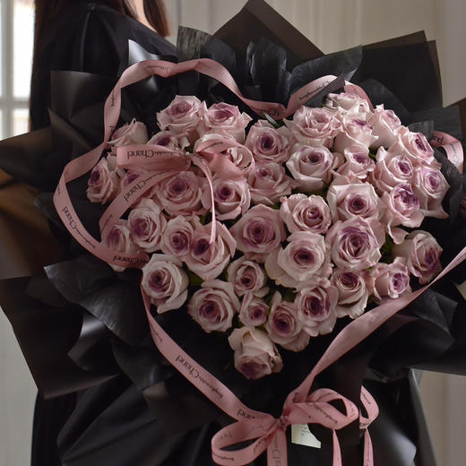 《乌梅》曼塔爱心形花束 商品图2