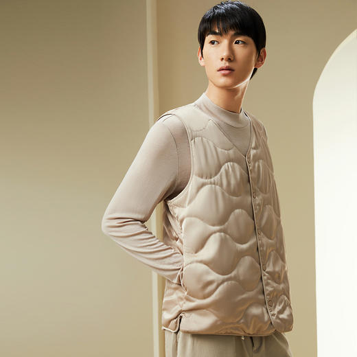 金三塔桑蚕丝填充保暖背心男简约v领舒适可外穿冬季马甲棉袄棉衣   NSMDD730 商品图1