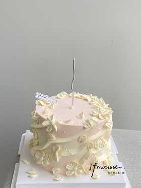 「女士」浪漫粉色花雨