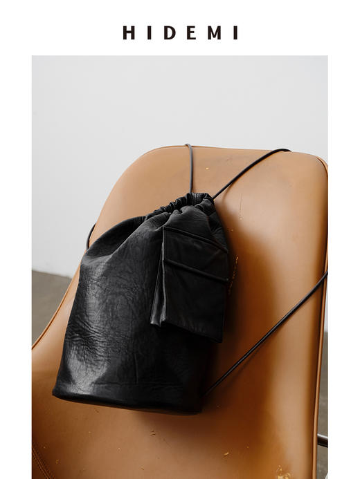 HIDEMI BOYBAG小男孩系列口袋双肩包 黑色环保皮/条纹帆布 商品图4