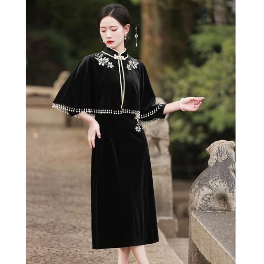 改良复古丝绒旗袍套装，秋季新款气质民国风绣花斗篷旗袍裙BJS-8002 商品图2