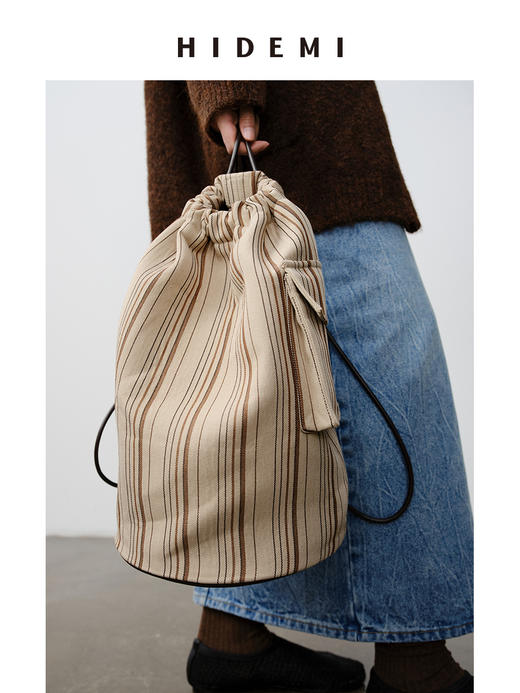 HIDEMI BOYBAG小男孩系列口袋双肩包 黑色环保皮/条纹帆布 商品图5