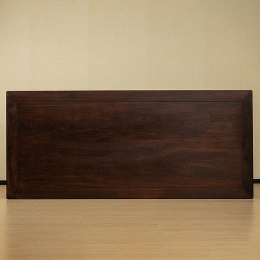 清 红木束腰马蹄腿拐子纹画桌 商品图2