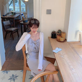 金蘑菇菇【夏日女友 ribbon系列】小心机藏肉纯色气质吊带连衣裙