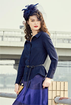 1F6542蓝色衬衫《阿尼埃尔赛纳河大桥》