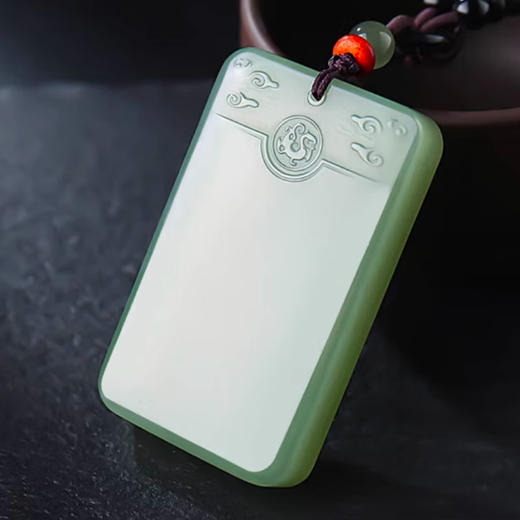 和田青白玉蟠螭龙纹无事牌 商品图1