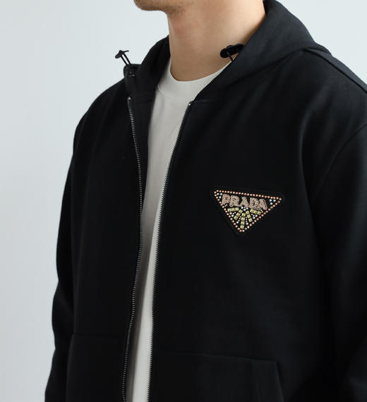 基本都卡其色勒 P.R.D 章仔花纹3角标 宽松拉链帽衫 WY741 商品图4