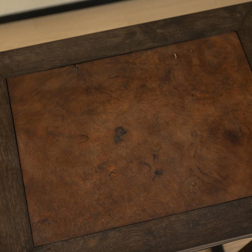 清 紫檀镶瘿木束腰卷球足带托泥香几（一对） 商品图2