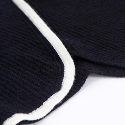 NG643斯尔丽2023秋季新款设计感撞色边不对称显瘦百搭圆领毛衫上衣 商品图4