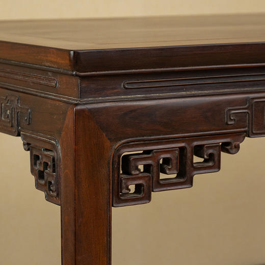 清 红木束腰马蹄腿拐子纹画桌 商品图1