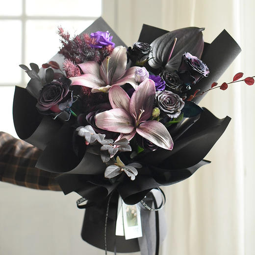 《乌梅子酱》暗紫色花束 商品图4
