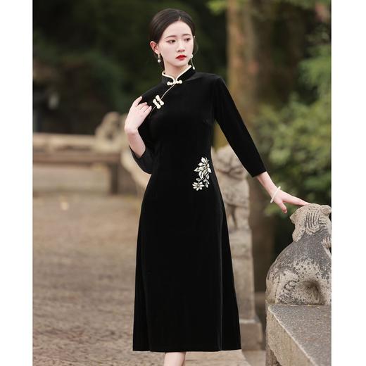改良复古丝绒旗袍套装，秋季新款气质民国风绣花斗篷旗袍裙BJS-8002 商品图4