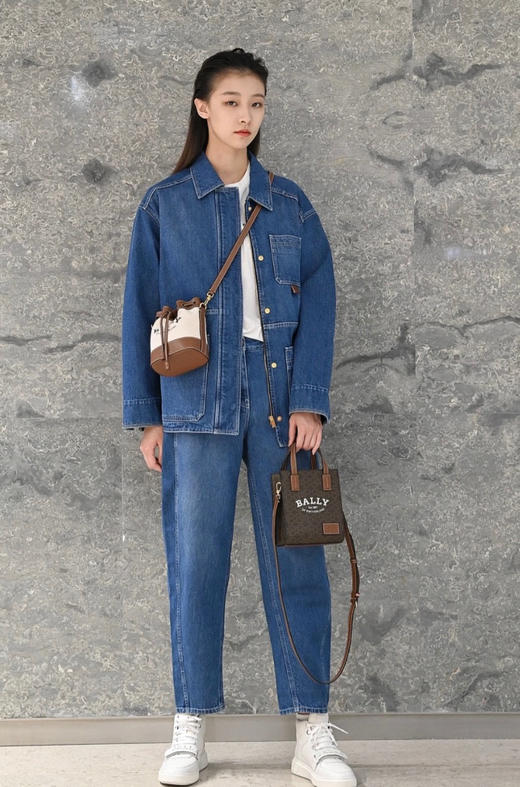 巴li女士牛仔长裤 微拉绒秋冬牛仔面料天花板 商品图1