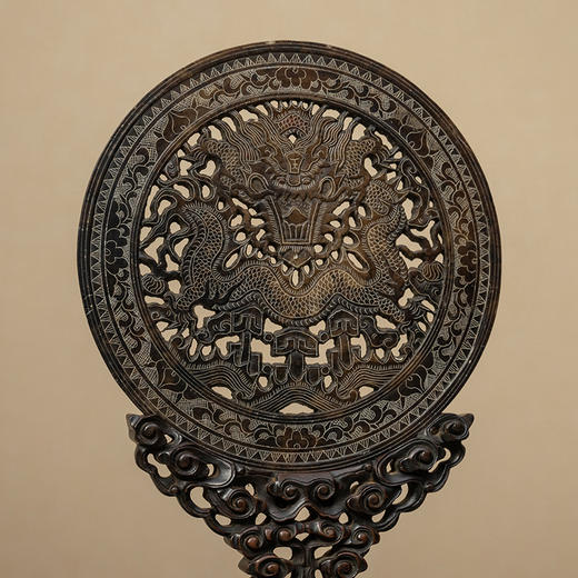 清 玉雕龙纹圆形插屏紫檀透雕云纹座 商品图2