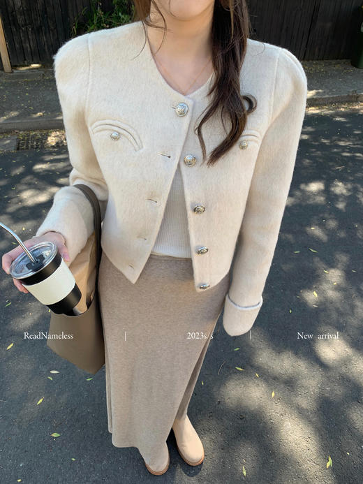 Read Nameless /羊驼羊毛白骑士2.0（带毛领） 商品图10