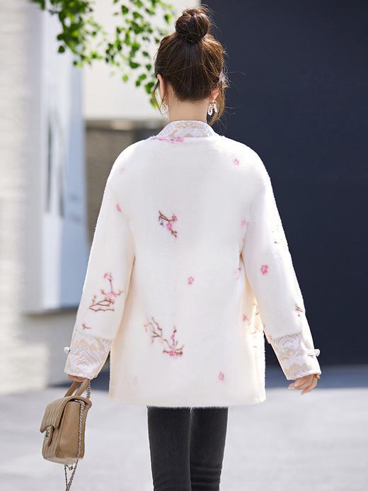 遮肉显瘦，气质时尚拼接印花V领新中式风毛呢外套HR-WX979 商品图1