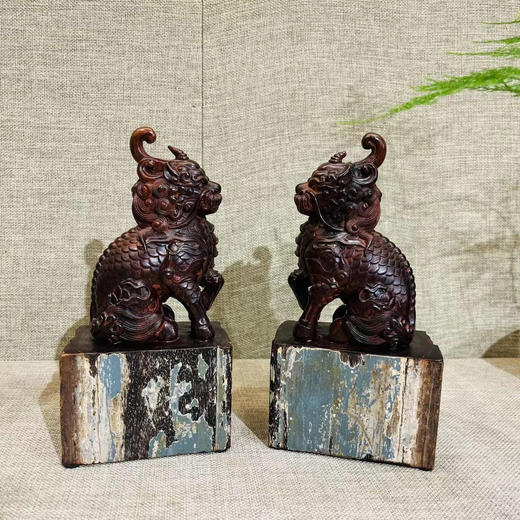 精雕麒麟°小叶紫檀摆件一对 商品图0