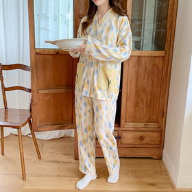 【柔软触感！亲肤舒适】春秋季卡通印花仿棉睡衣女秋天带胸垫长袖长裤套装可外穿大码休闲，柔软贴身，温暖惬意；卡通印花，童趣满满。ry