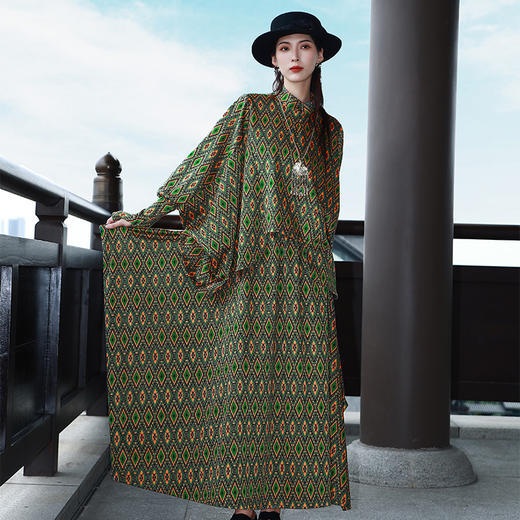 异域凝香上衣半裙套装 | 性价比超高 一套699 | 现货加急发 商品图3