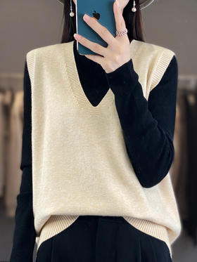 QH-YS631秋冬女士马甲背心配衬衫坎肩新款V领宽松针织坎肩外搭潮百搭