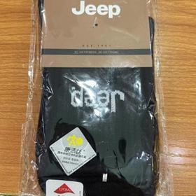 南4Jeep男式中腰袜，面料成份：78.1%棉，19%聚酯纤维，3%氨纶 