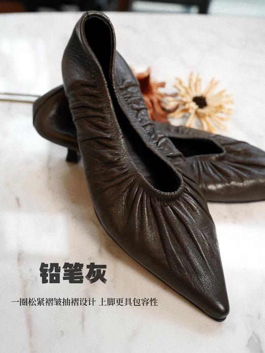 花花团篙端定制意大利进口小羊皮猫跟鞋/皮鞋/奶奶鞋“袜子鞋”JI致绵软细腻舒服脚感，意大利手作质朴篙级感，篙级铅笔灰/美拉德棕色（少量现货，预售12双起订） 商品图4