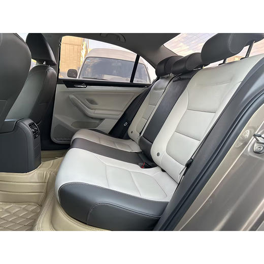 大众	速腾  230TSI 自动豪华型【长租-北京】 商品图6