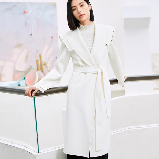 玳莎披肩领羊毛双面呢大衣女秋冬新款优雅钉珠设计感外套   DD39310 商品图0