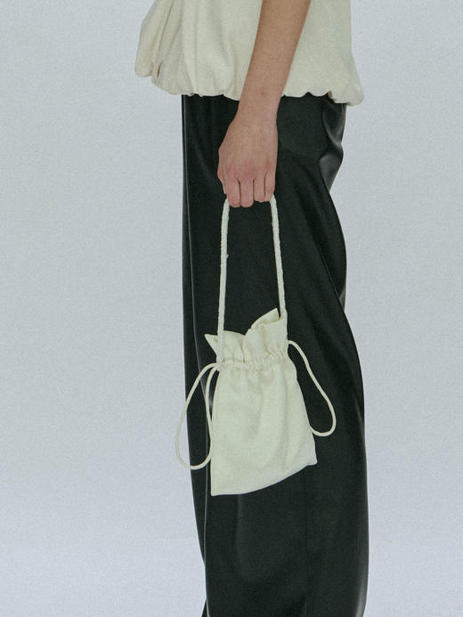 Viktoria Chan｜AW23110 Luna pearl pouch [ 白 / 黑 ] 商品图6