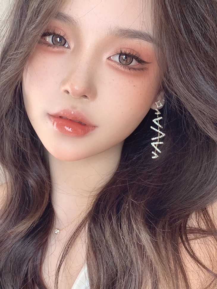 FLOWERCOLOR 年抛隐形眼镜 牛乳亚麻 14.5mm 1副/2片 左右度数可不同 - VVCON美瞳商城